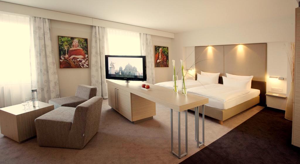 Estrel Hotel